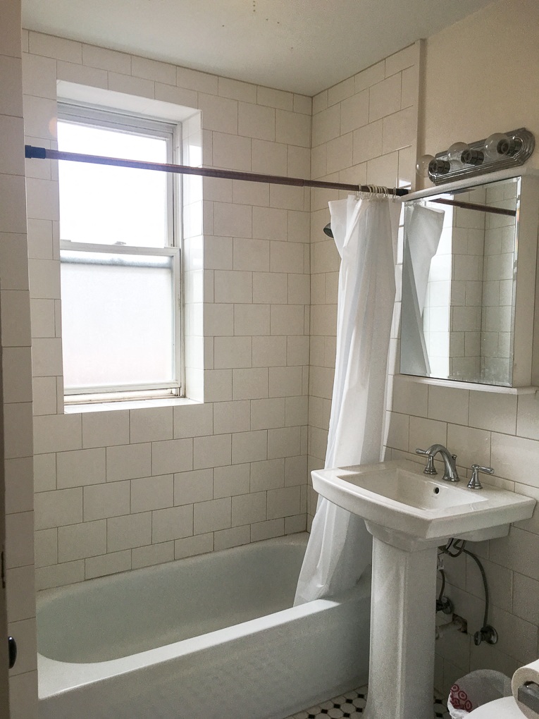 862 N. Marshfield Ave. 862 N. Marshfield Ave., Chicago, IL 60622 West Town - Leasing by Cross Street